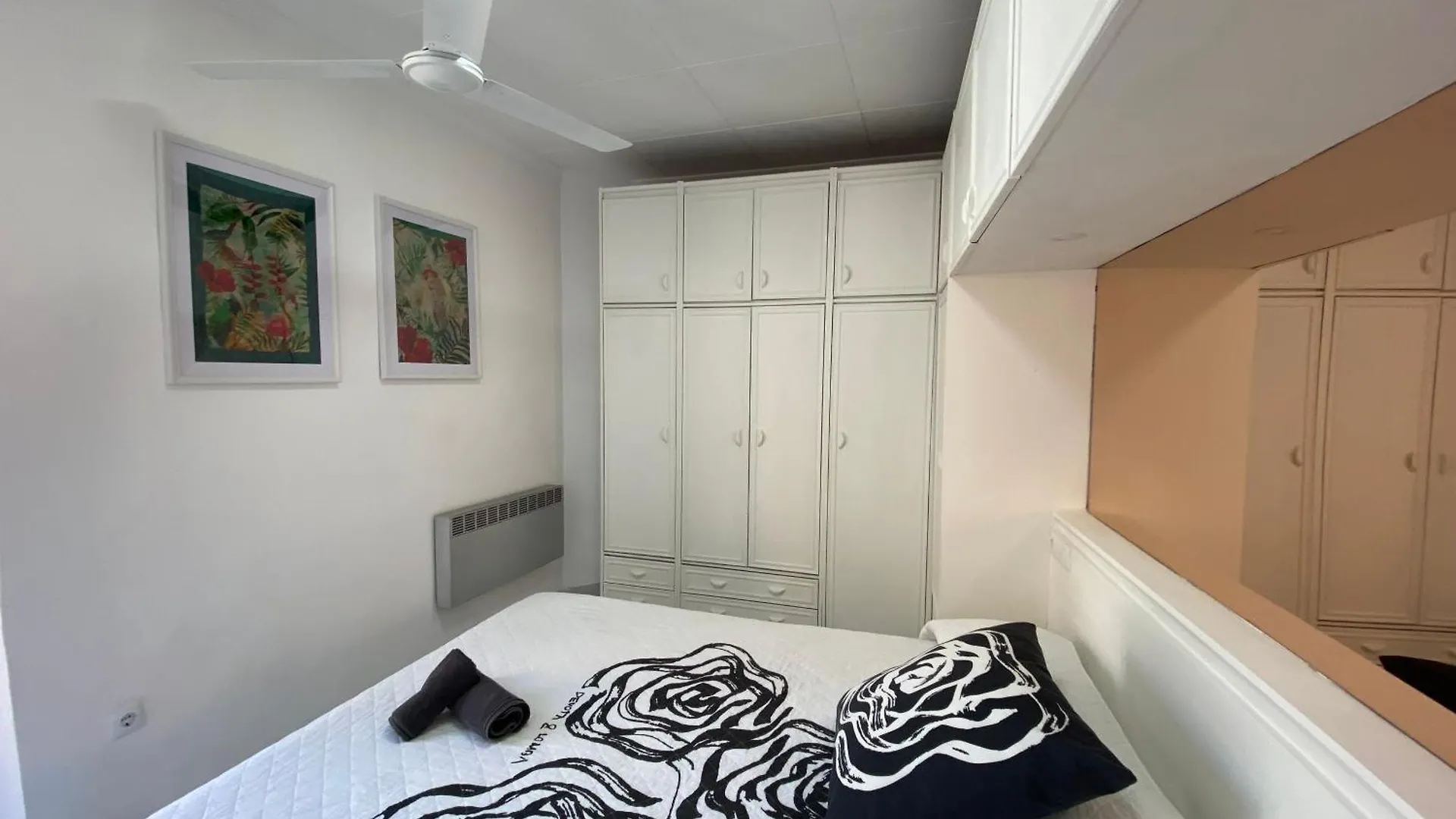 Apartaments Portbou Costa Brava España