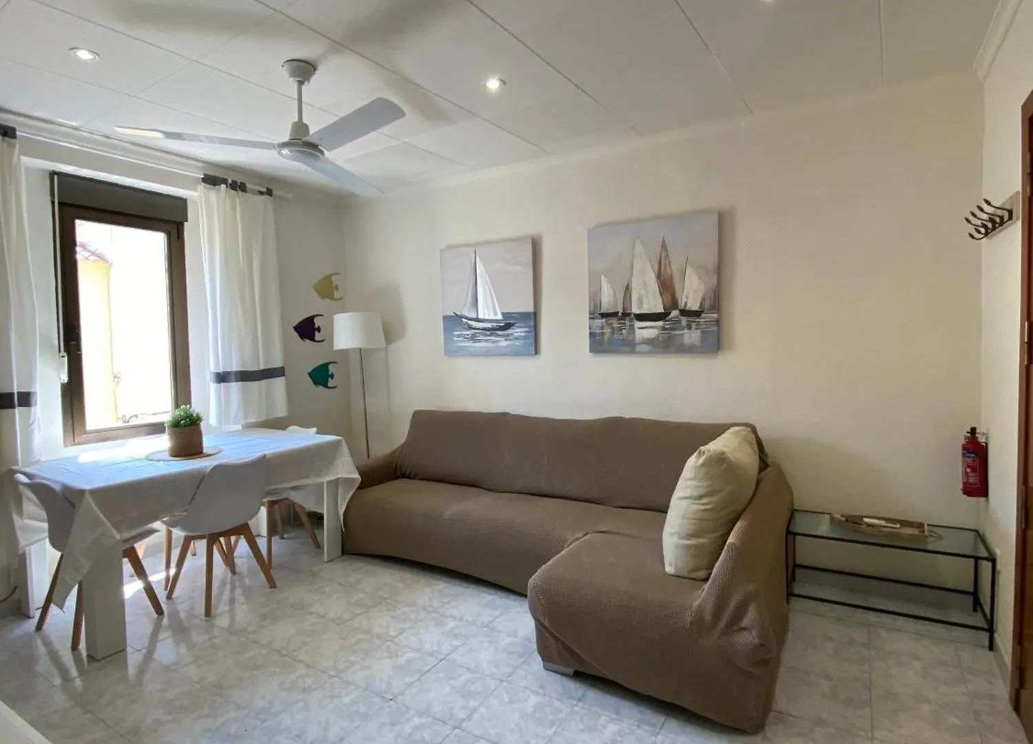 Apartaments Portbou Costa Brava 0*,